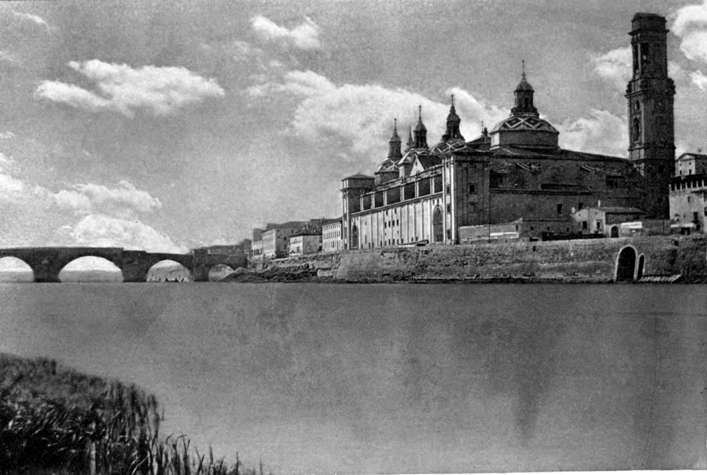 Fotografias antiguas de Zaragoza - Ebro y Pilar en construccion 