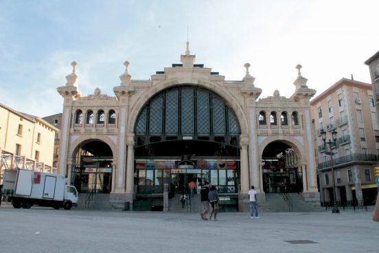 Mercado Central de Zaragoza antes de su cierre para el reacondicionamiento