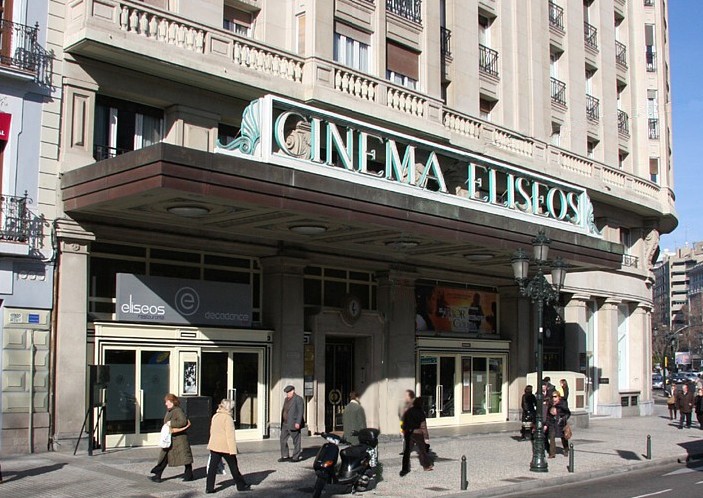 Cinema Eliseos uno de los cines más antiguos de Zaragoza y de los edificios más bonitos