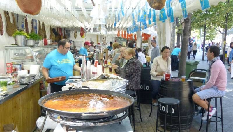 Feria de turismo, gastronomía y cultura en la plaza de Aragón