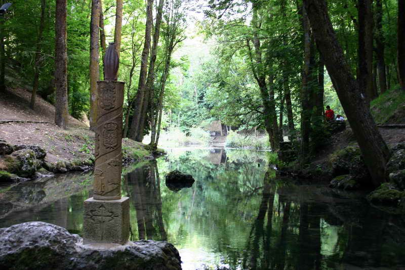 Fontibre, lugar en el que el Ebro sale a la superficie