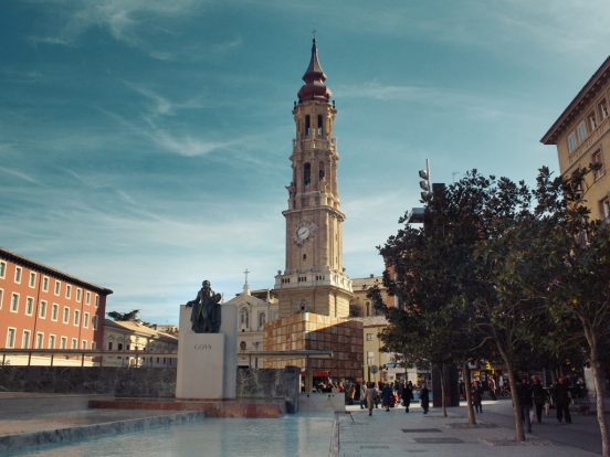 Plaza del Pilar con La Seo al fondo, Zaragoza