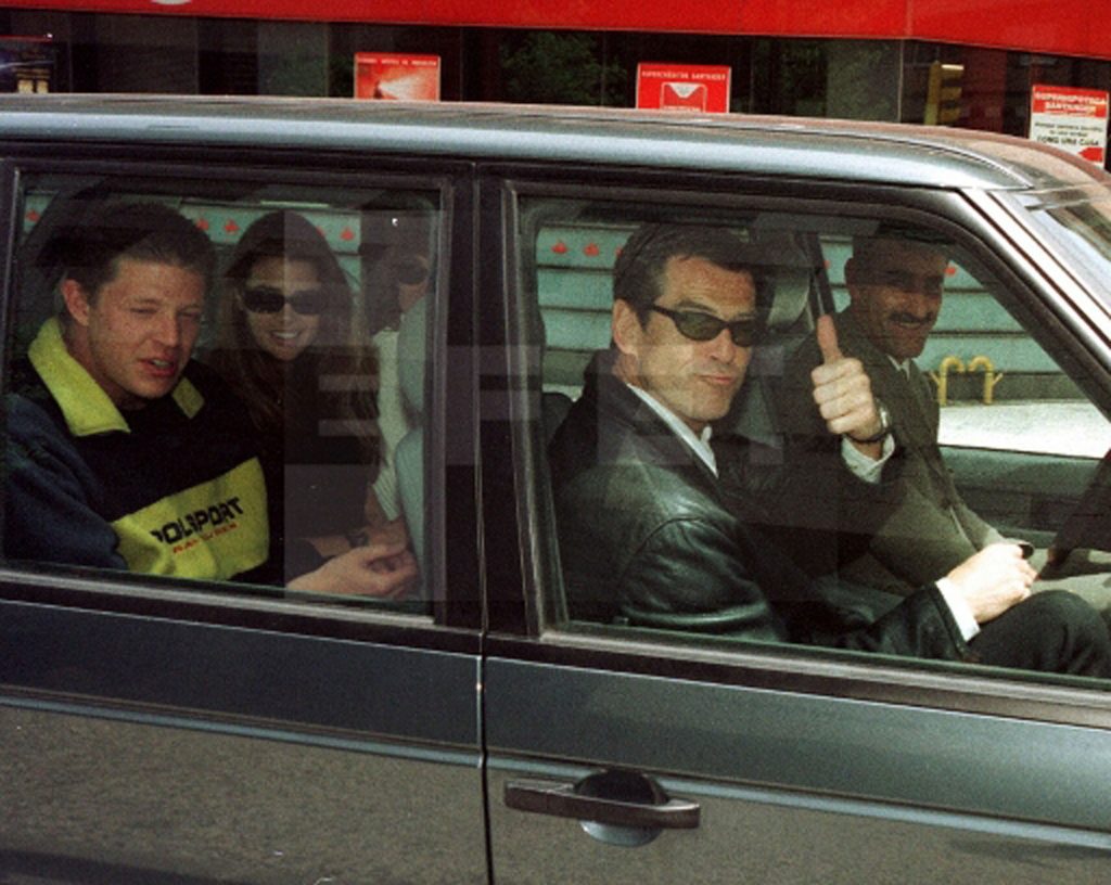 Pierce Brosnan visitó Zaragoza en 1999 con motivo del rodaje de la película El mundo nunca es suficiente