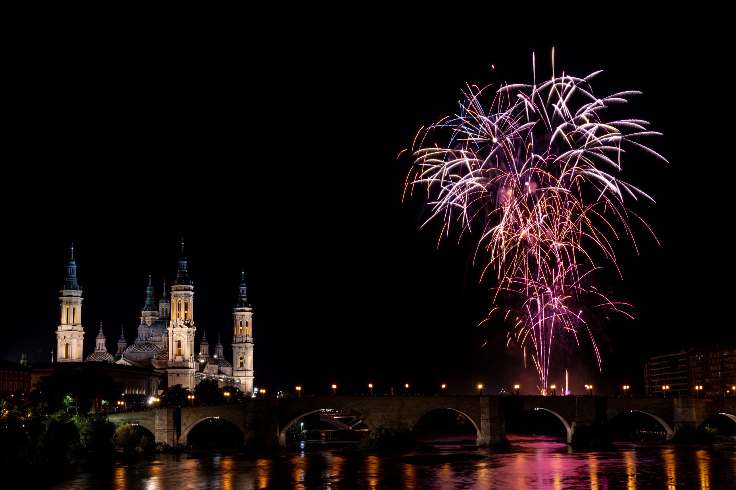 La historia de las Fiestas del Pilar, una tradición emocionante